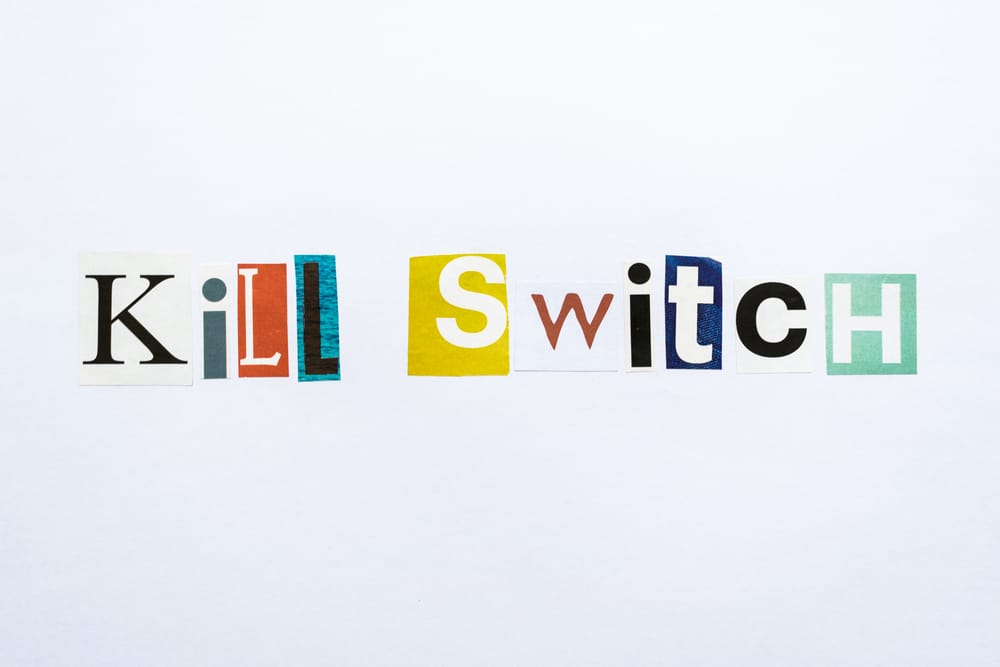 Kill Switch écrit dans la police des notes de rançon. Représente un dispositif de sécurité VPN Kill Switch.